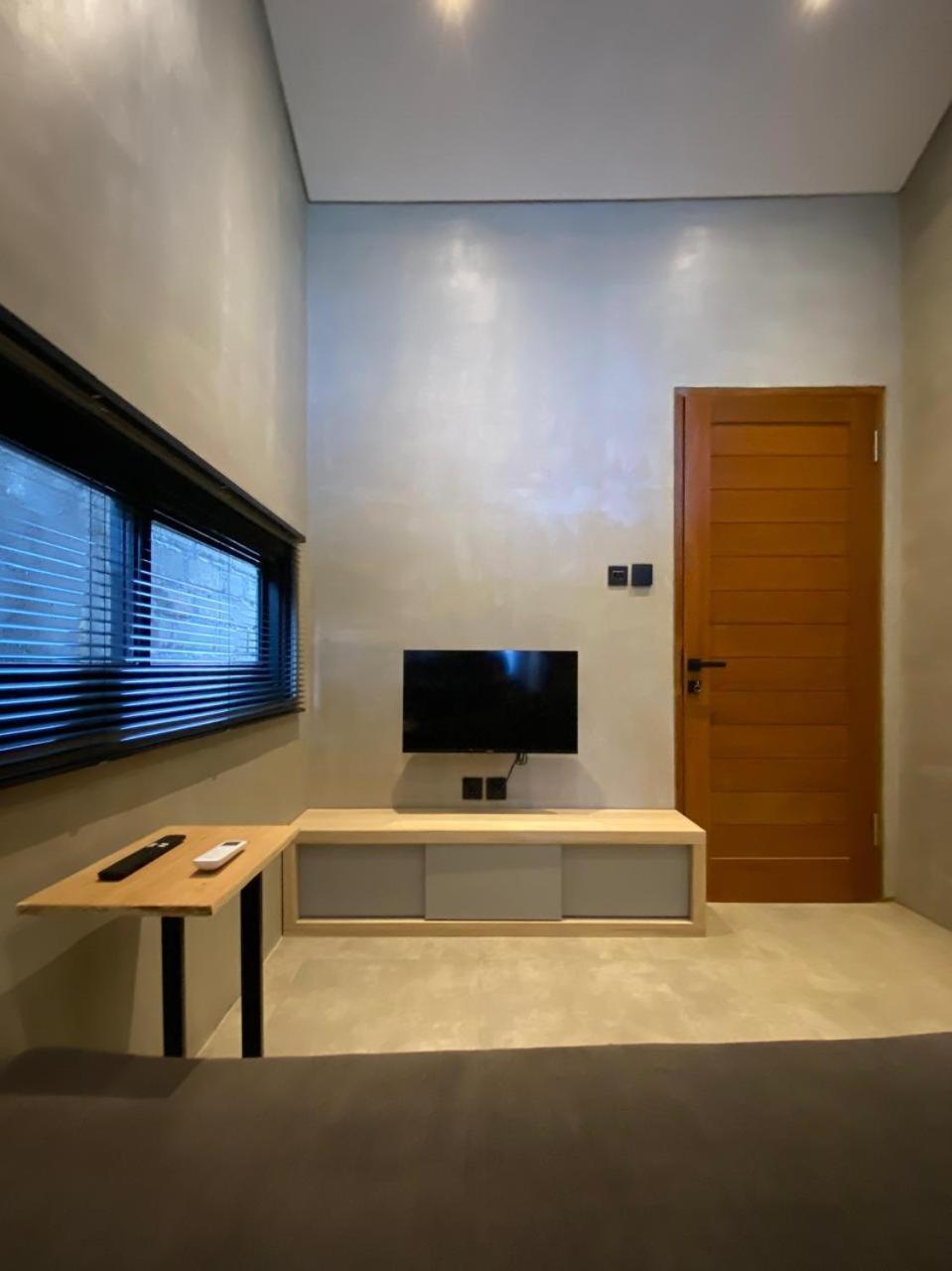 Surfer Garden Mezzanine